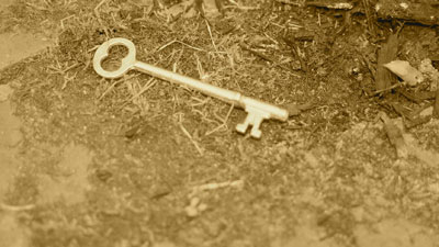 Skeleton key on path